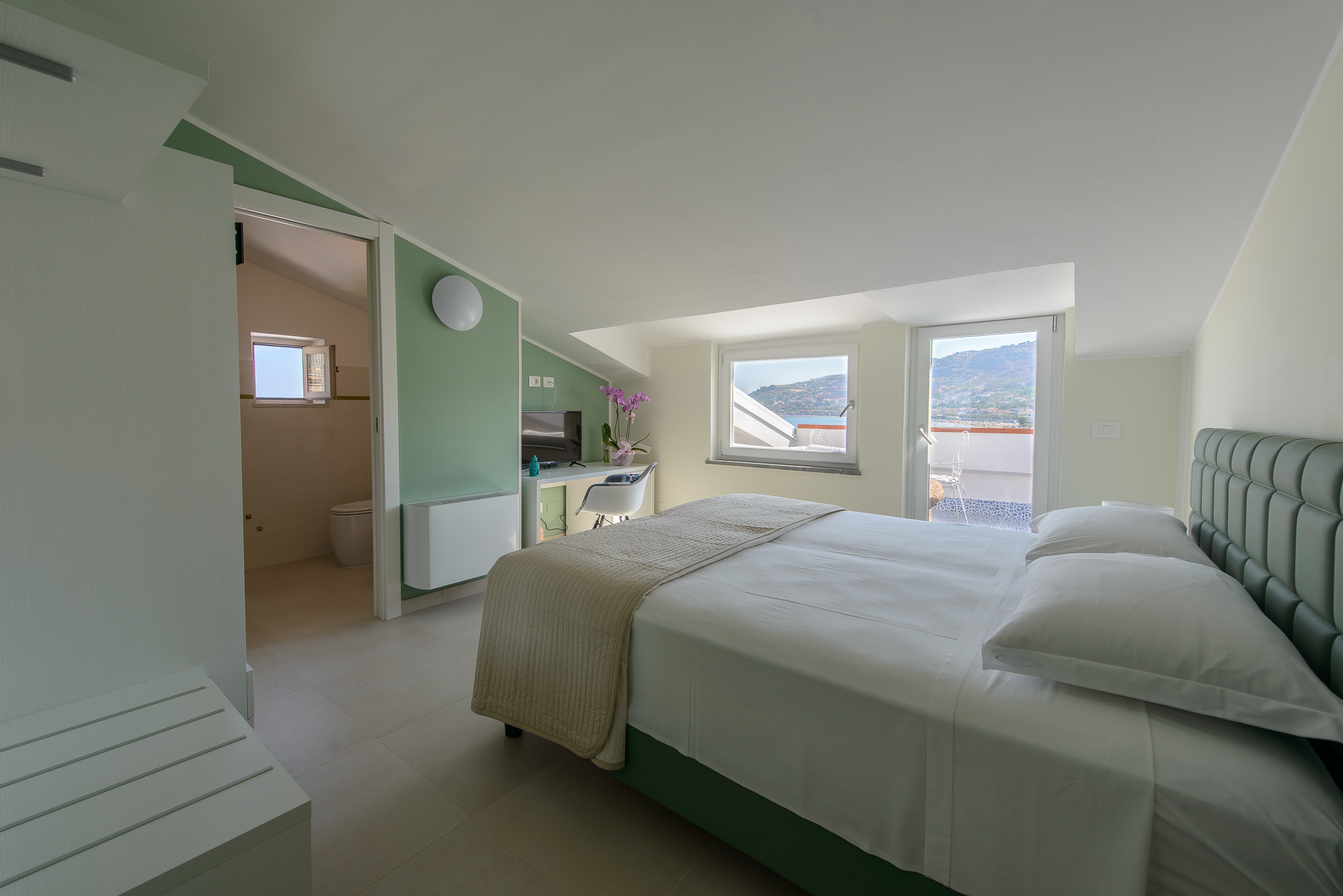 Green Room — camera suite Vistamare Agropoli